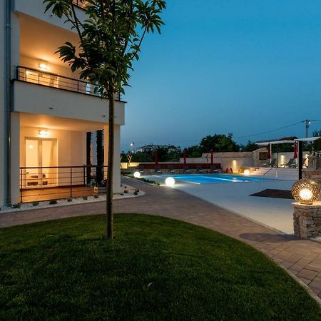 Villa Anja 1St Floor Peroj Εξωτερικό φωτογραφία