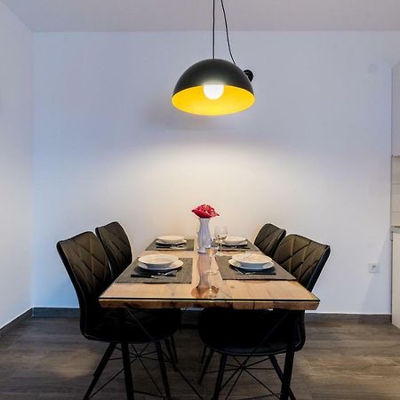 Villa Anja 1St Floor Peroj Εξωτερικό φωτογραφία