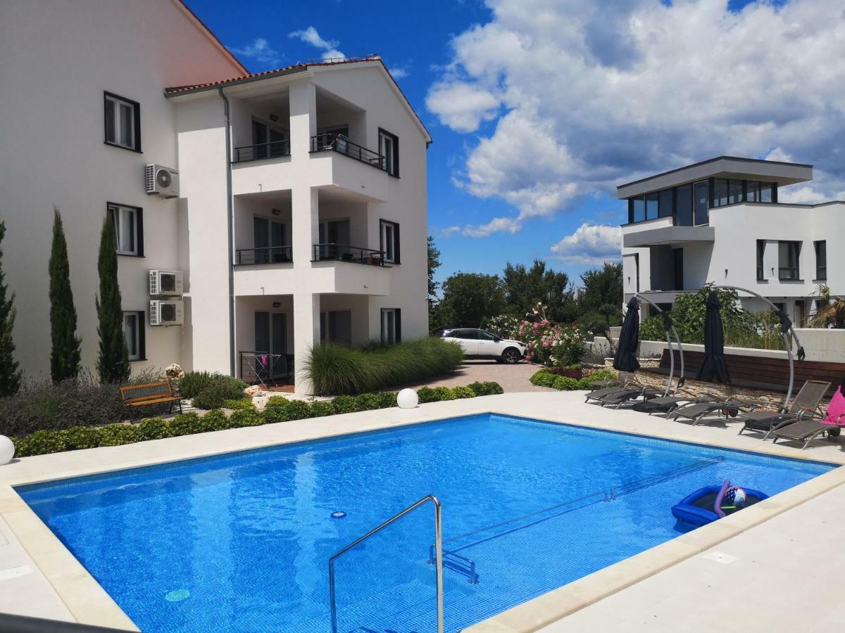 Villa Anja 1St Floor Peroj Εξωτερικό φωτογραφία