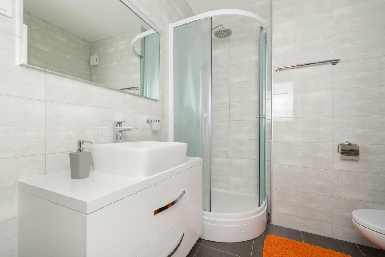 Villa Anja 1St Floor Peroj Εξωτερικό φωτογραφία